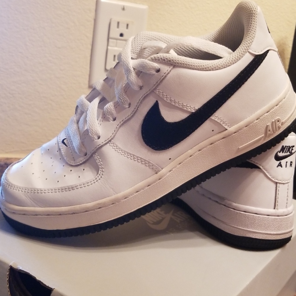 Nike Air Force 1
